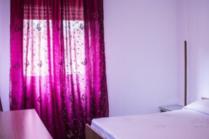Room 12 of 15