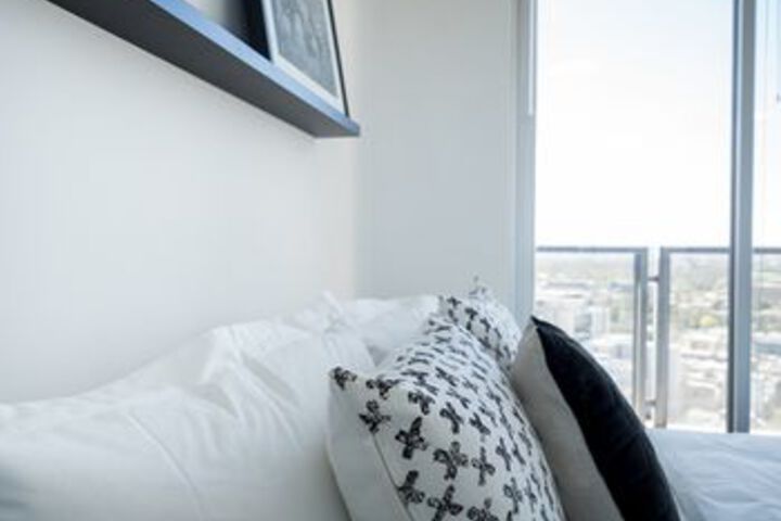 Room 17 of 48