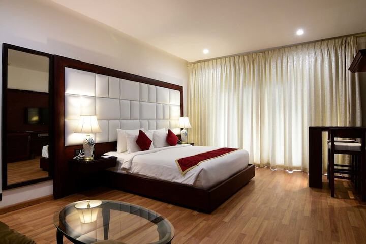 Room 25 of 81