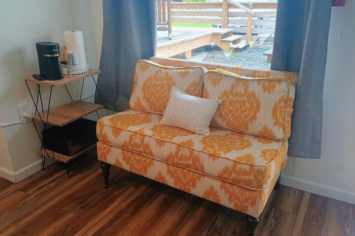 Room 35 of 61