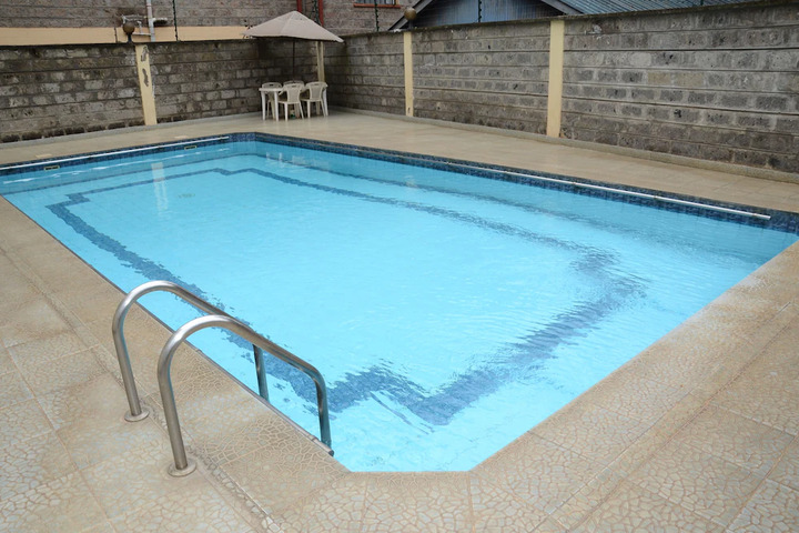 THOMSON COURT