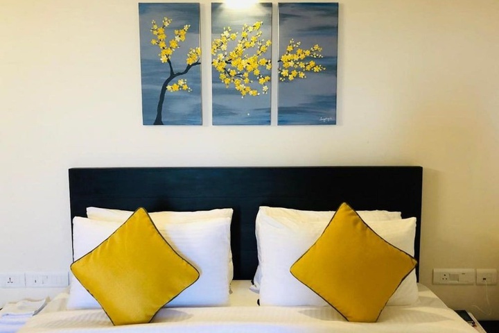 Room 2 of 21