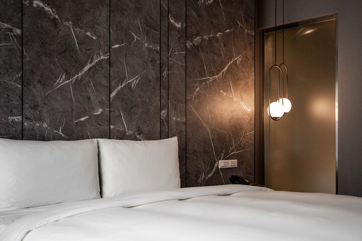 Room 19 of 43