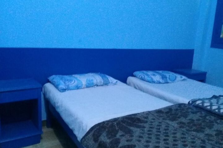 Room 9 of 22