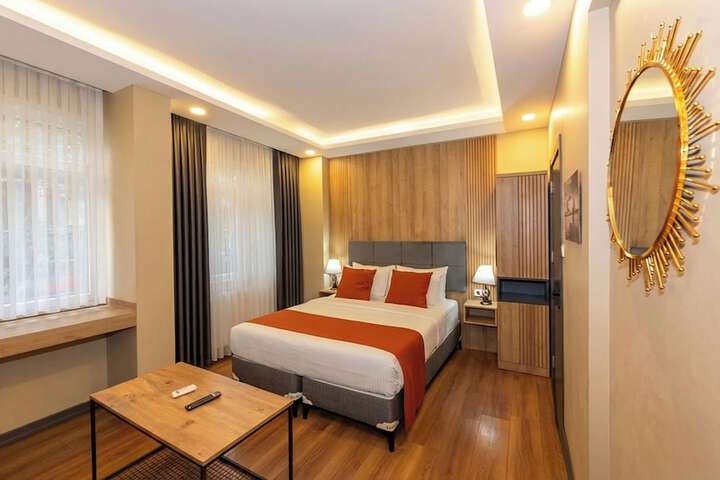Room 29 of 73