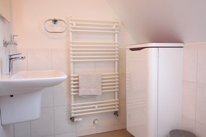 Room 17 of 32
