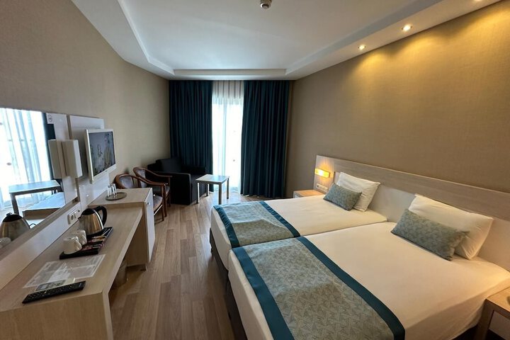 Room 20 of 44