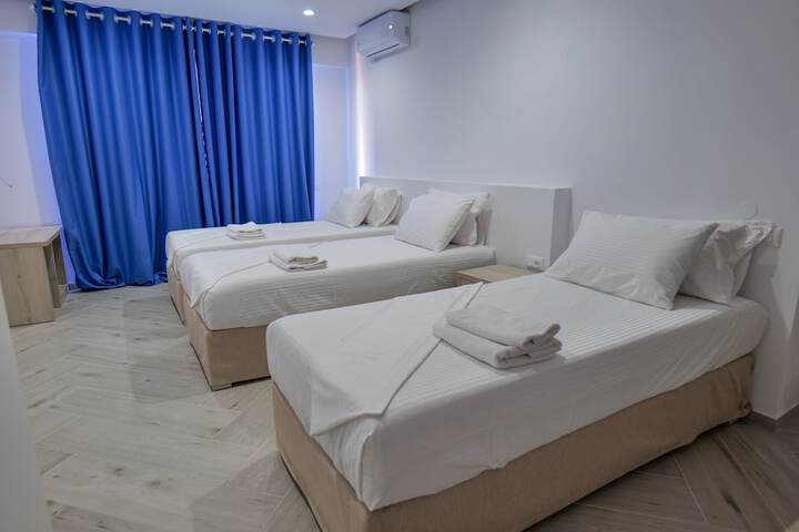 Room 2 of 57