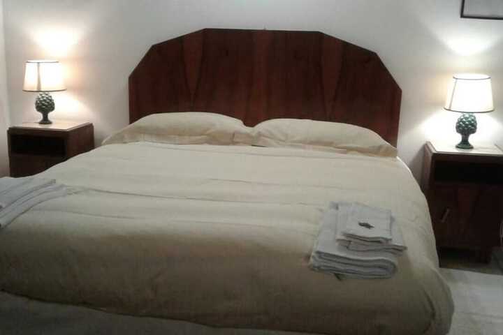 Room 4 of 55