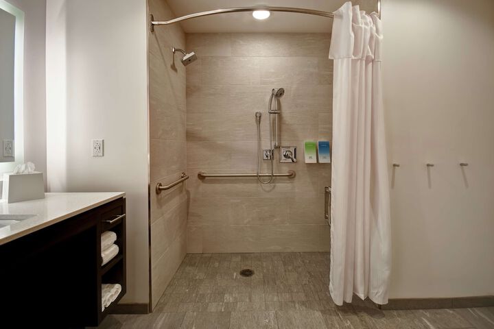 Bathroom shower