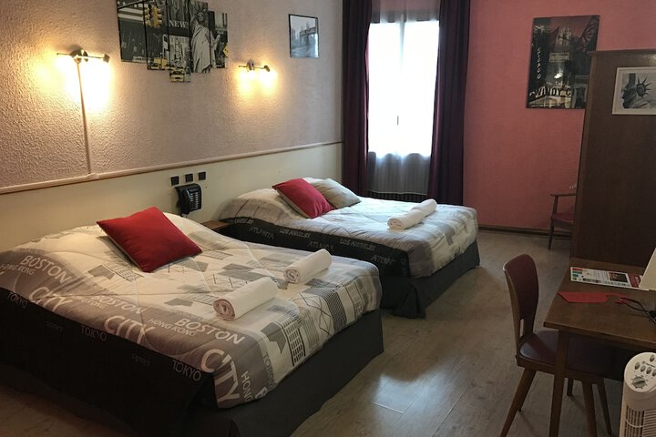 Room 14 of 21