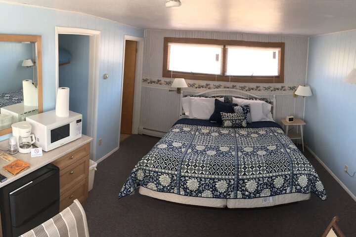 Room 6 of 55