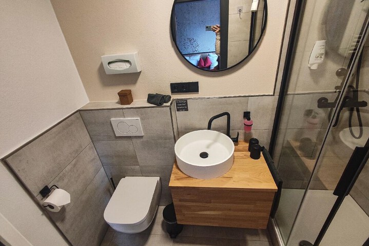 Room 14 of 23
