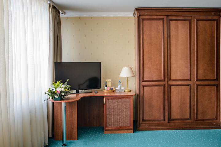Room 23 of 52