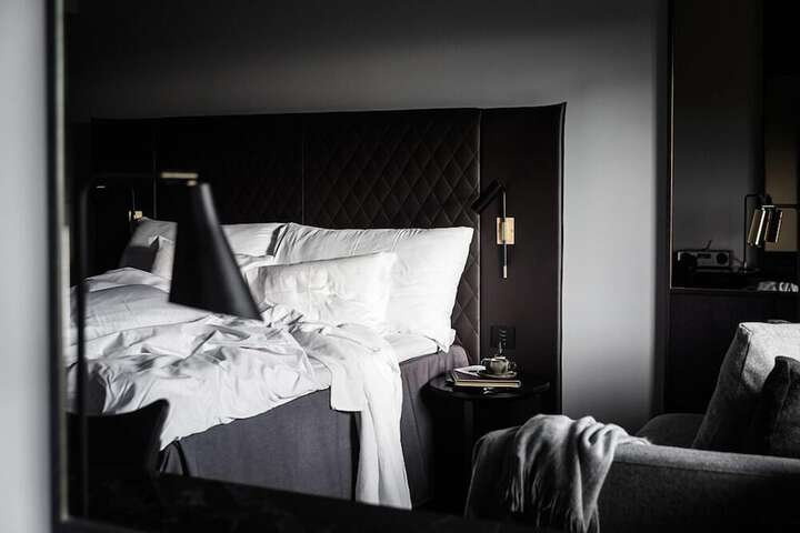 Room 41 of 90