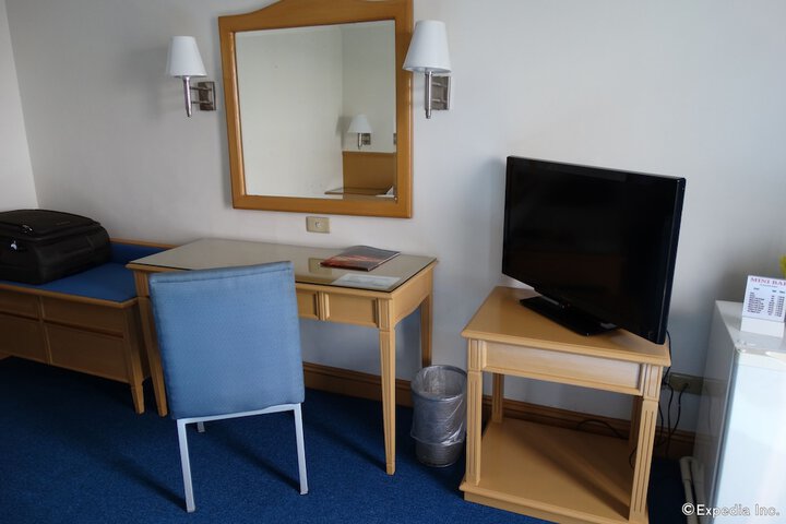 Room 21 of 45