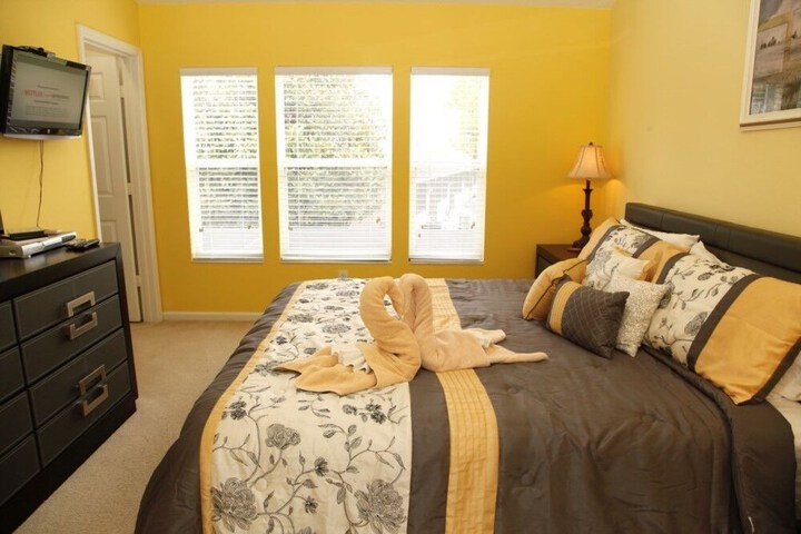 Room 5 of 39