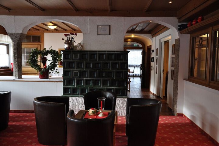 Hotel Interior 3 of 33