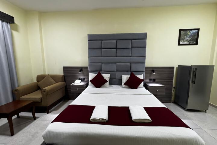 Room 16 of 29