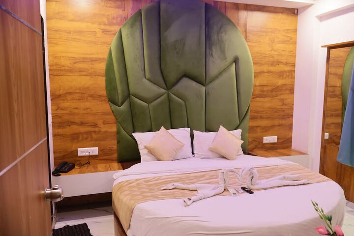 Room 34 of 45