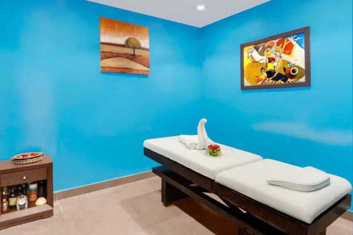 Room 12 of 20