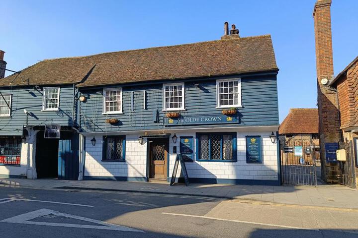 Ye Olde Crown