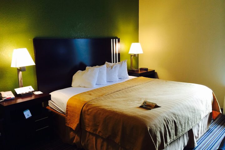 Room 14 of 51