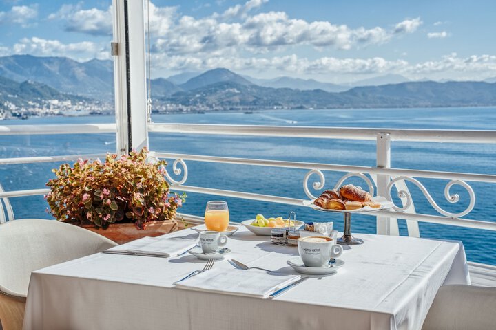 Breakfast/Coffee Service 47 of 78