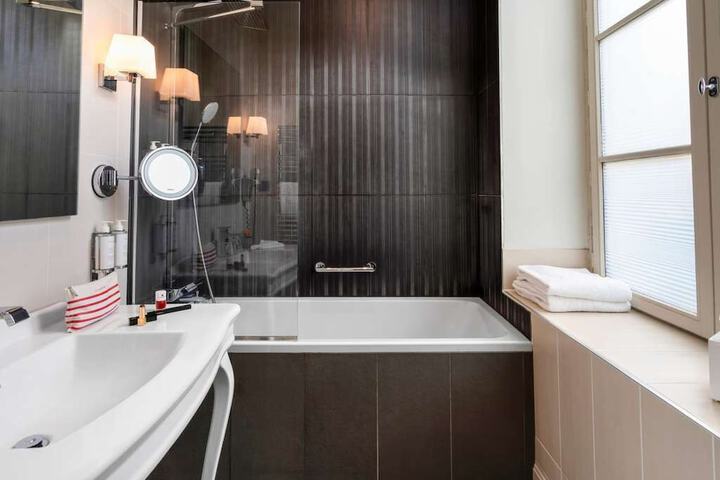 Bath Photo