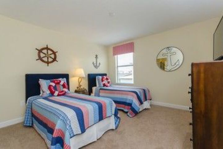 Room 5 of 25