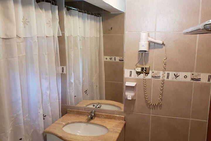 Room 12 of 21