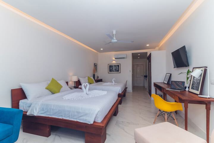 Room 42 of 174