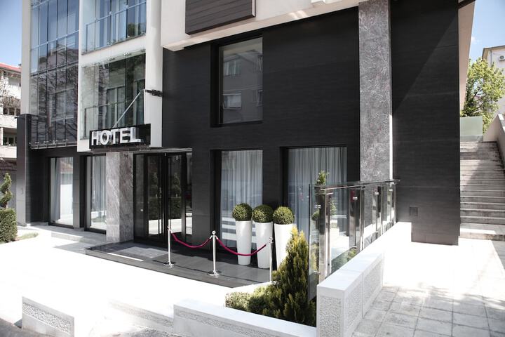 Hotel 264 of 267