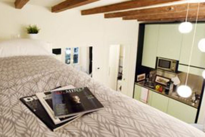 Room 7 of 20