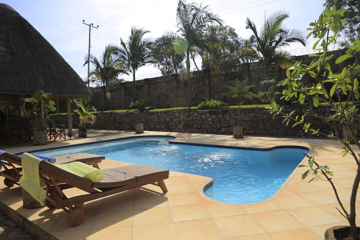 Pool 28 of 61