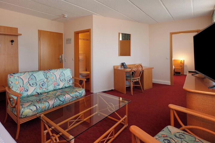Room 16 of 31