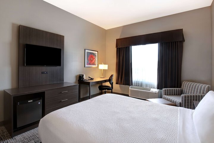 Room 9 of 44