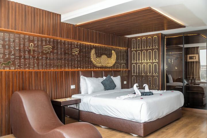 Room 21 of 139