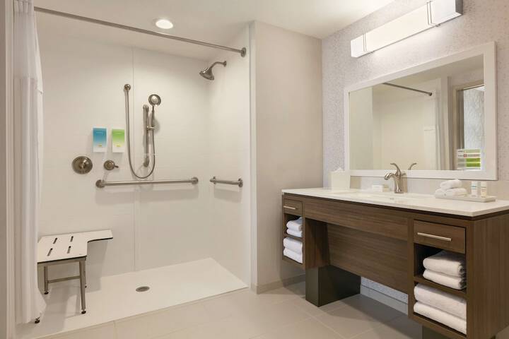 Bathroom shower