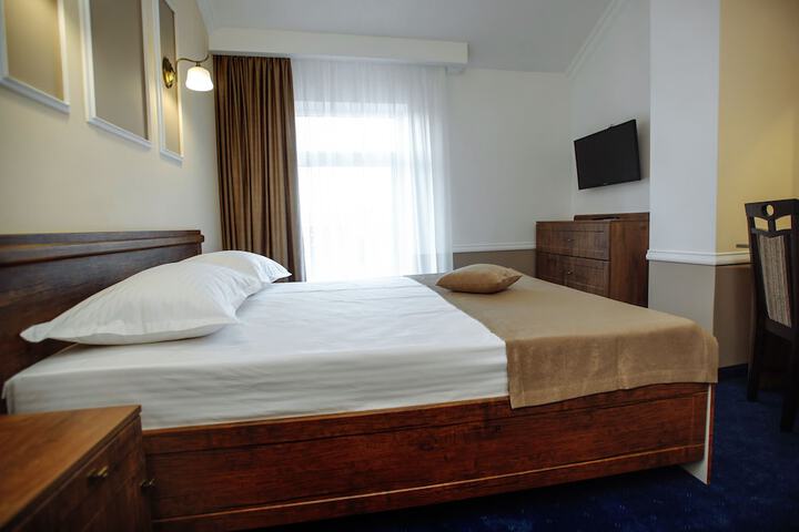 Room 29 of 50