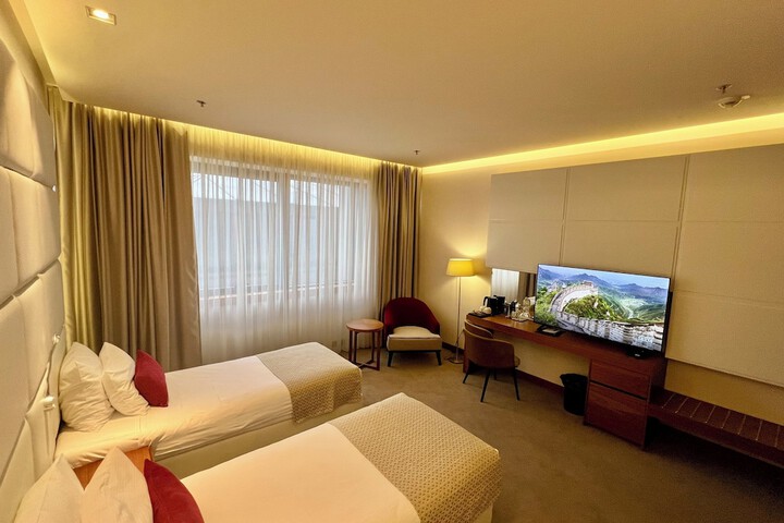 Room 22 of 146