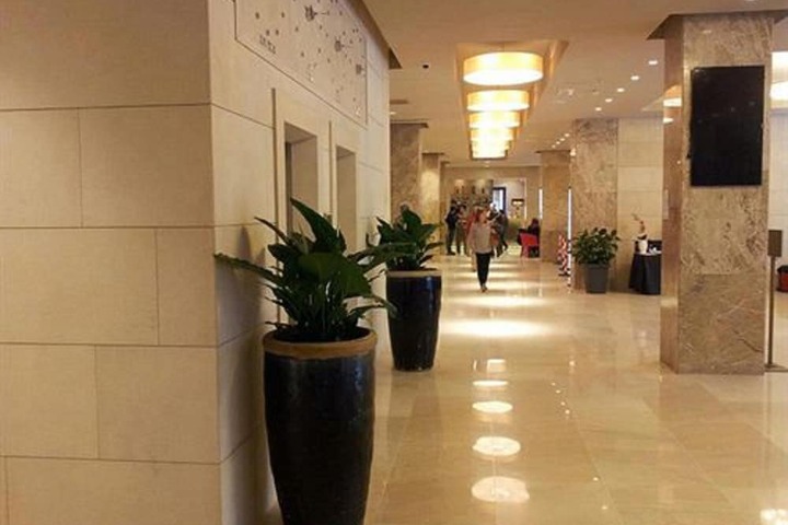 Guest Lobby