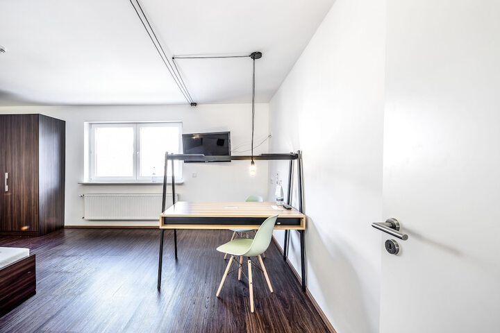 Room 47 of 61