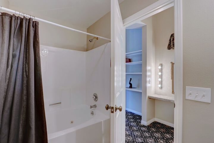 Room 69 of 135