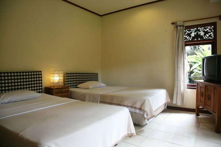 Room 17 of 65