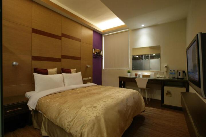 Purple Garden Hotel