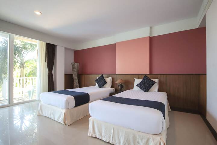 Room 14 of 128
