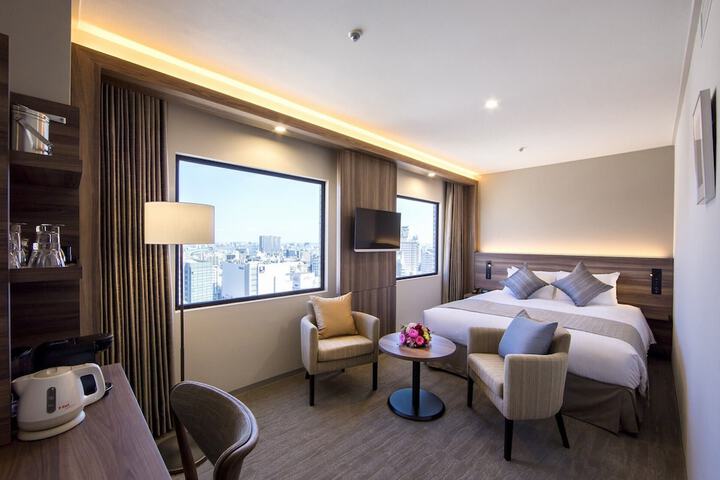 Room 25 of 134
