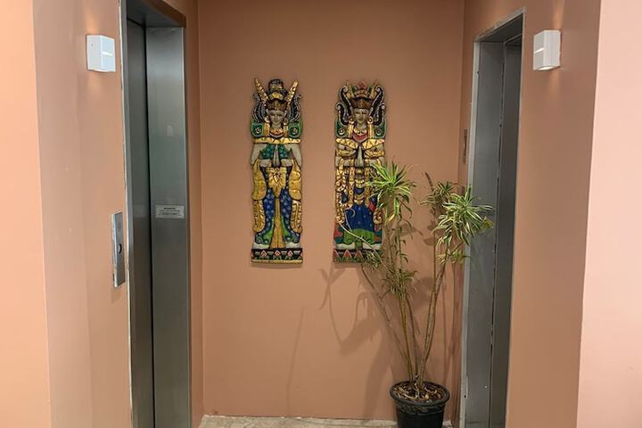 Hotel Interior 4 of 35