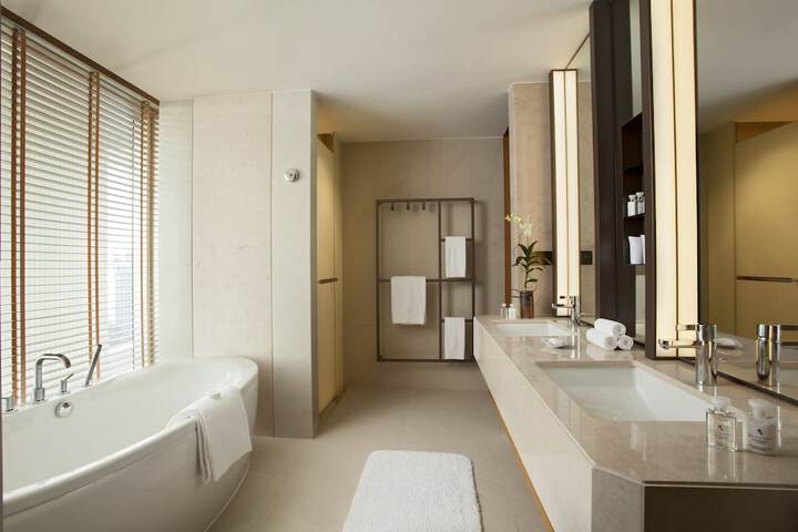 Clean Restrooms